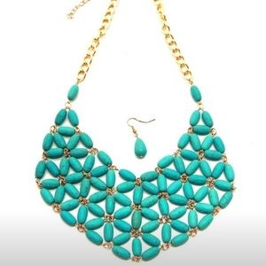 Gorgeous Turquoise Beaded Statement Bib Necklace‎